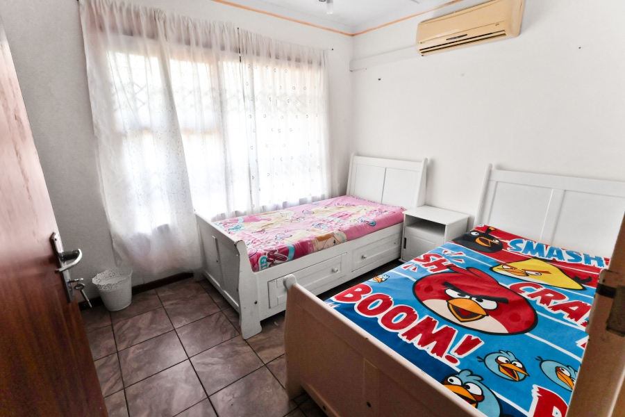 To Let 4 Bedroom Property for Rent in Beacon Bay Eastern Cape